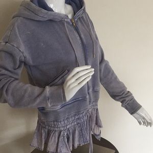 Free People: When world meets hoodie!